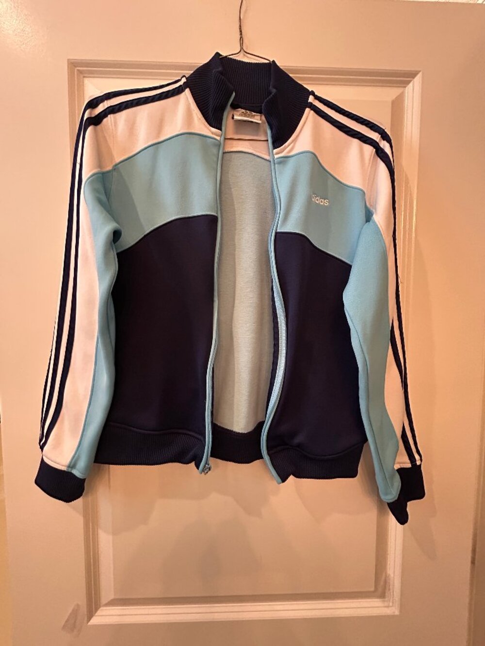 Adidas Women's 2 Piece Blue & White Track/Sweat Suit - Size M (LIMITED EDITION)!